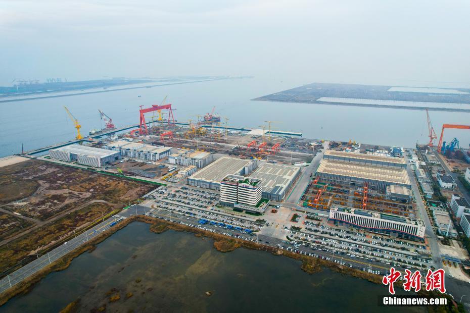 中國(guó)首個(gè)海洋油氣裝備“智能工廠”全面投產(chǎn)，開(kāi)啟海洋工程裝備研發(fā)新篇章